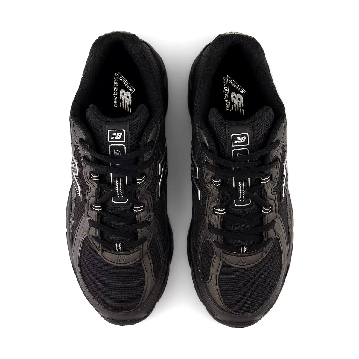 New Balance U740 'Black Silver Metallic'